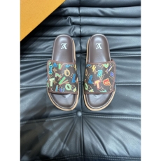 Louis Vuitton Slippers